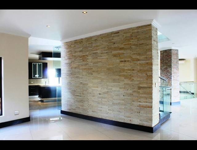 5 BEDROOM HOUSE SOLD IN MEYERSDAL NATURE ESTATE